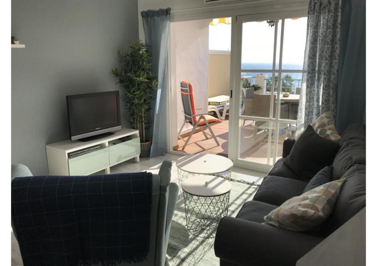 Sunny Apartment On Burriana Beach Nerja Exterior photo